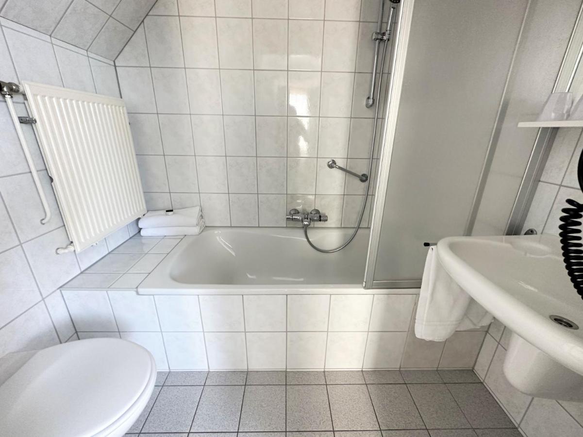 Hotel Op Diek Den Hoorn  Esterno foto